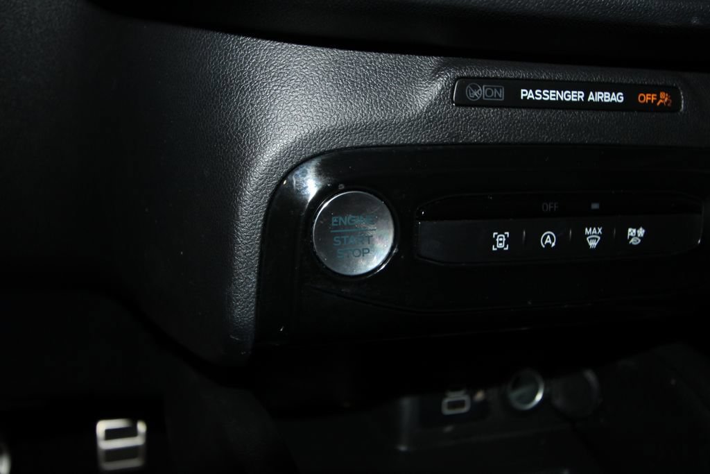 Used 2024 Ford Escape ST-Line w/ Tech Pack #1 FWD image 12