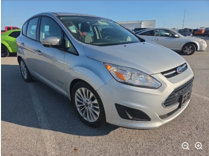 Used 2017 Ford C-MAX SE w/ Equipment Group 201A FWD image 2