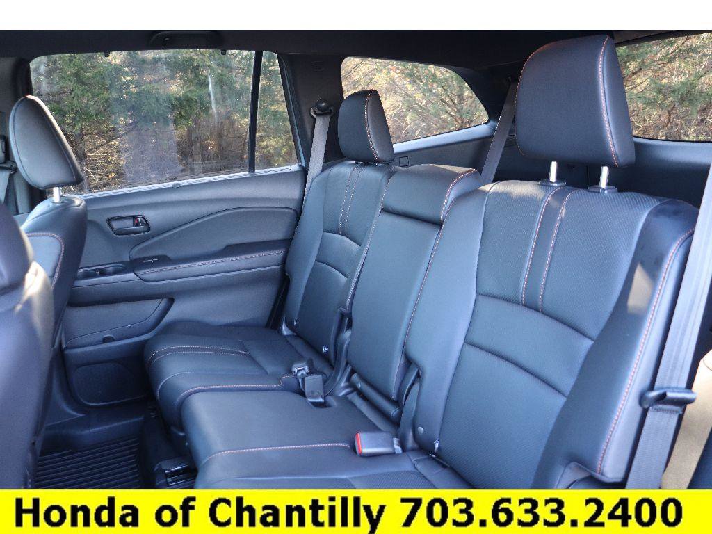 Certified 2022 Honda Pilot TrailSport image 23