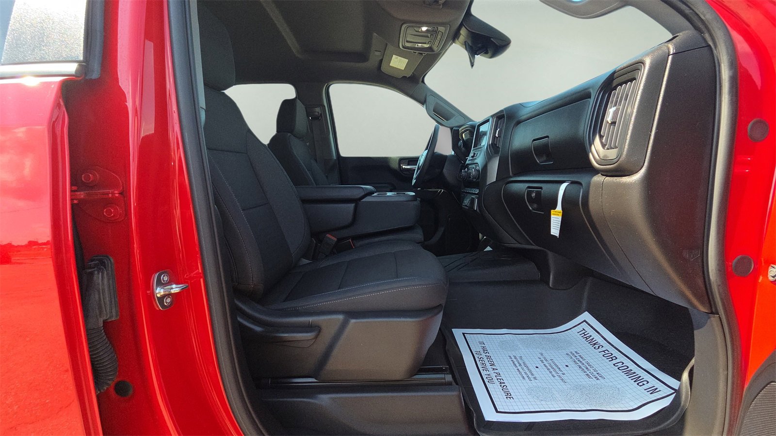 Used 2024 Chevrolet Silverado 1500 Custom image 13