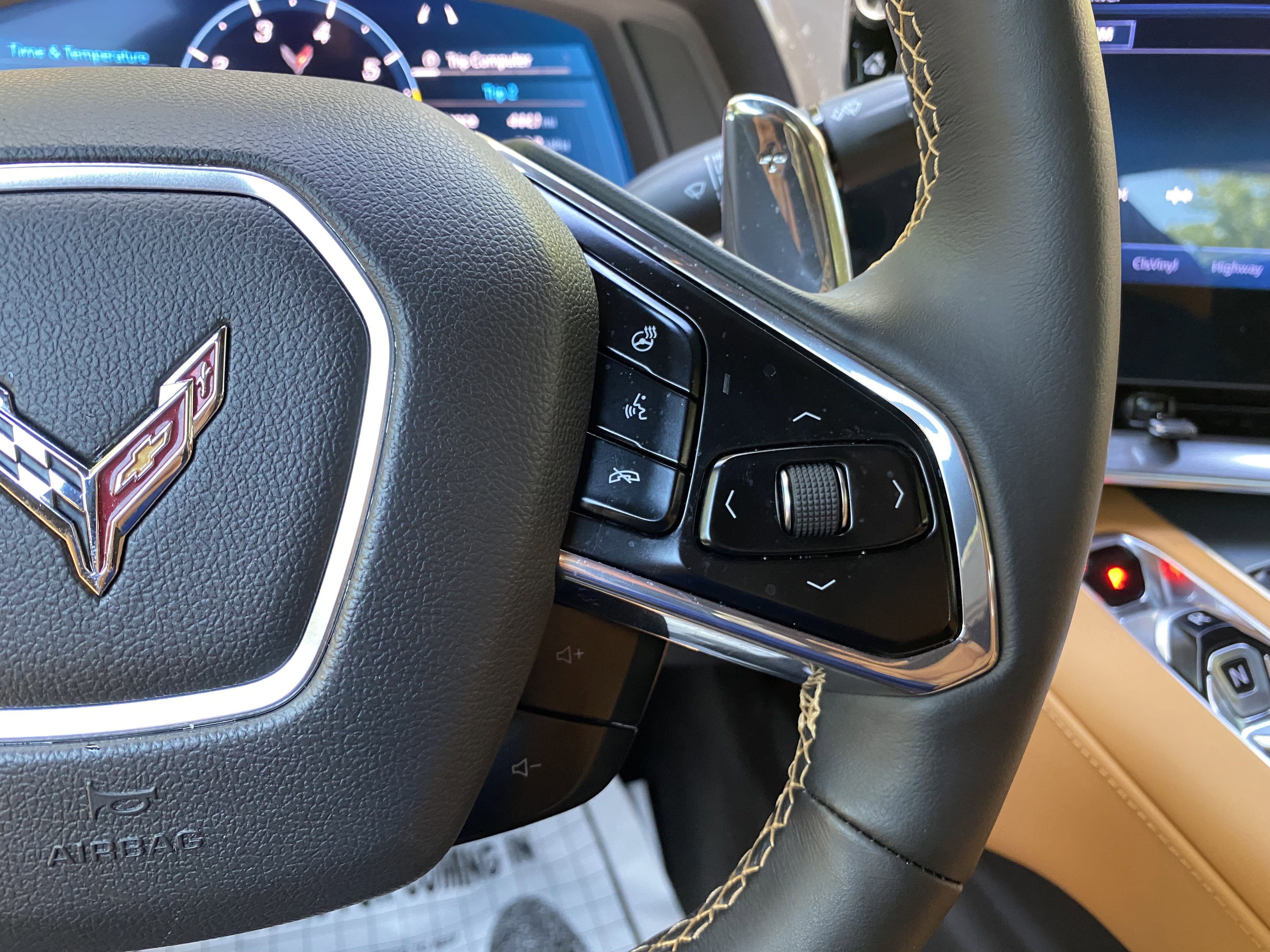 Used 2024 Chevrolet Corvette Stingray Preferred Cpe w/ 2LT RWD image 21