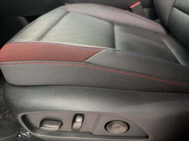 New 2026 Chevrolet Equinox RS w/ Convenience Package III FWD image 11