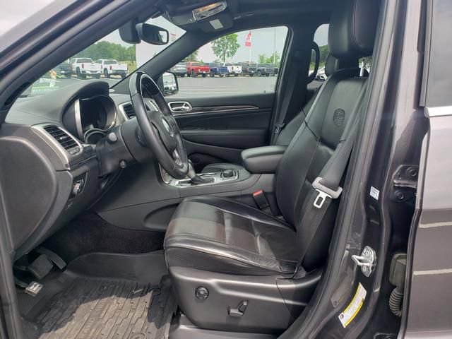 Used 2018 Jeep Grand Cherokee Overland AWD/4WD image 10