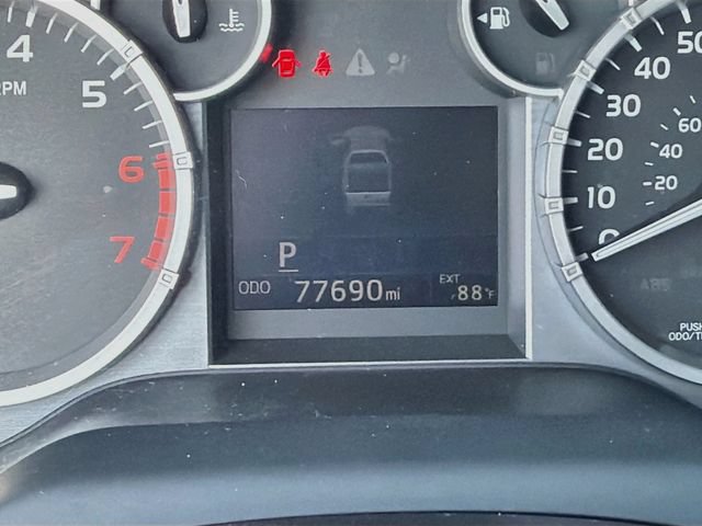 Used 2015 Toyota Tundra SR5 w/ SR5 Upgrade Package RWD image 12