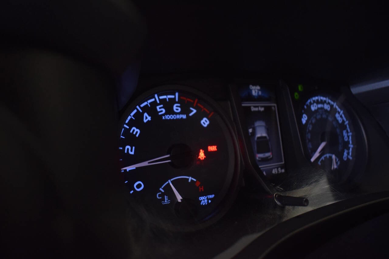 Used 2017 Toyota Tacoma TRD Pro AWD/4WD image 75