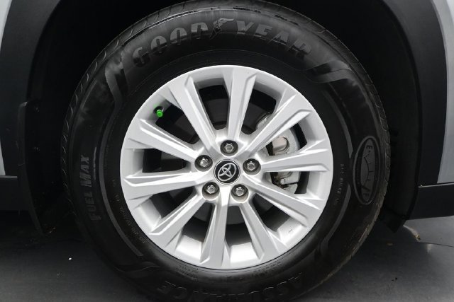 Used 2024 Toyota Grand Highlander FWD image 17