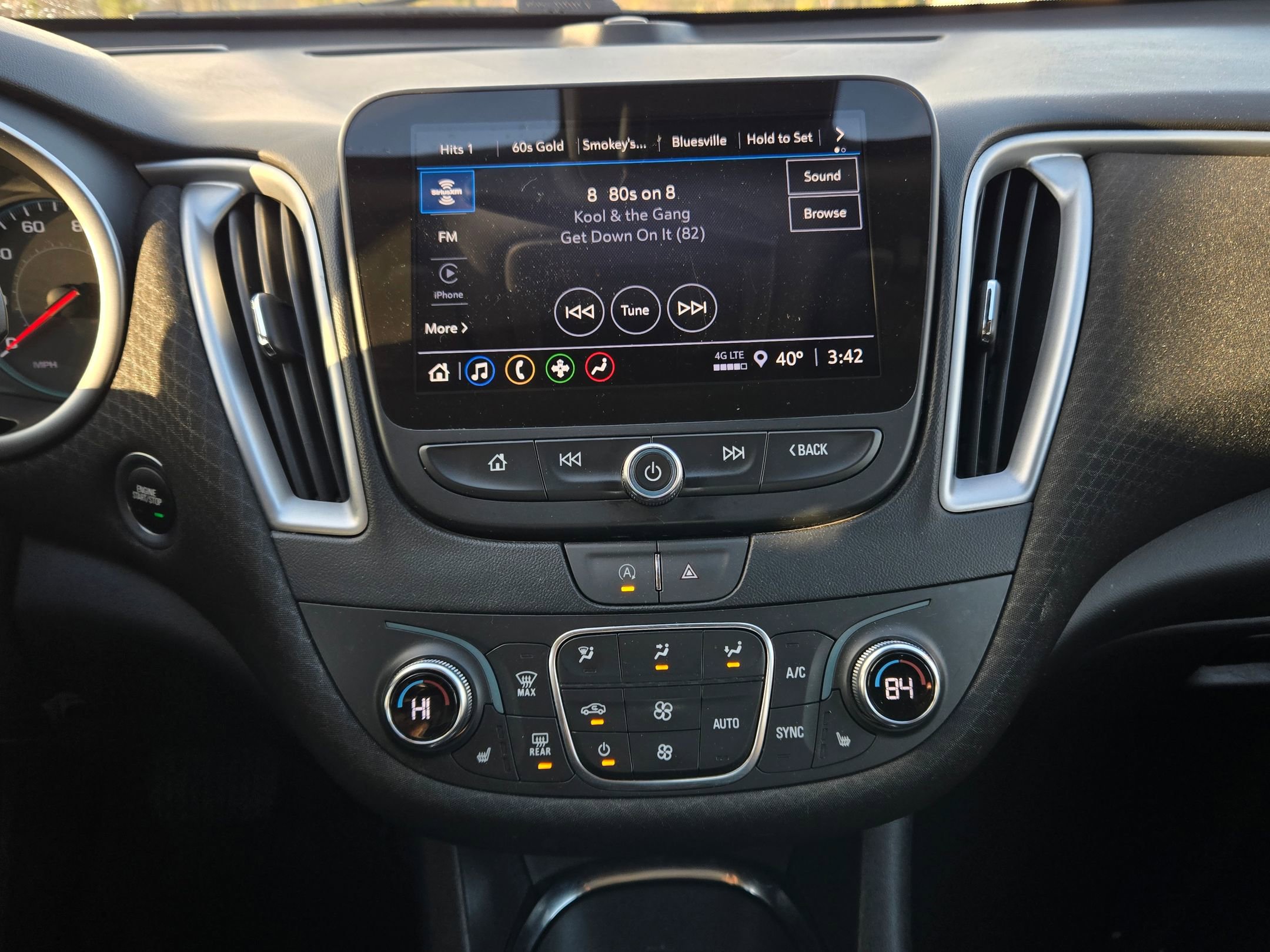 Used 2023 Chevrolet Malibu LT image 15