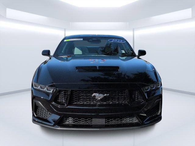 Used 2025 Ford Mustang GT RWD image 8