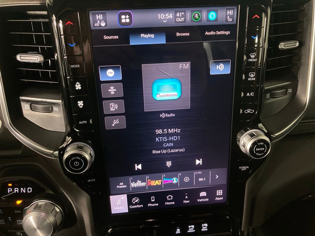 Used 2025 RAM 1500 Laramie image 3