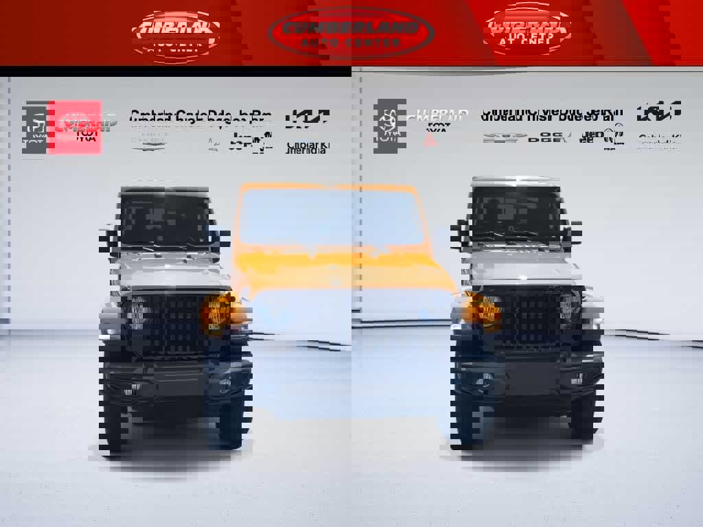 Used 2021 Jeep Gladiator Sport image 3