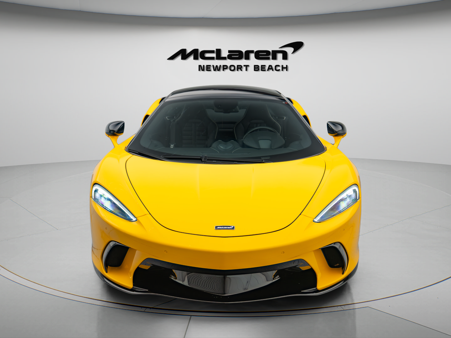 Used 2025 McLaren GTS RWD image 8