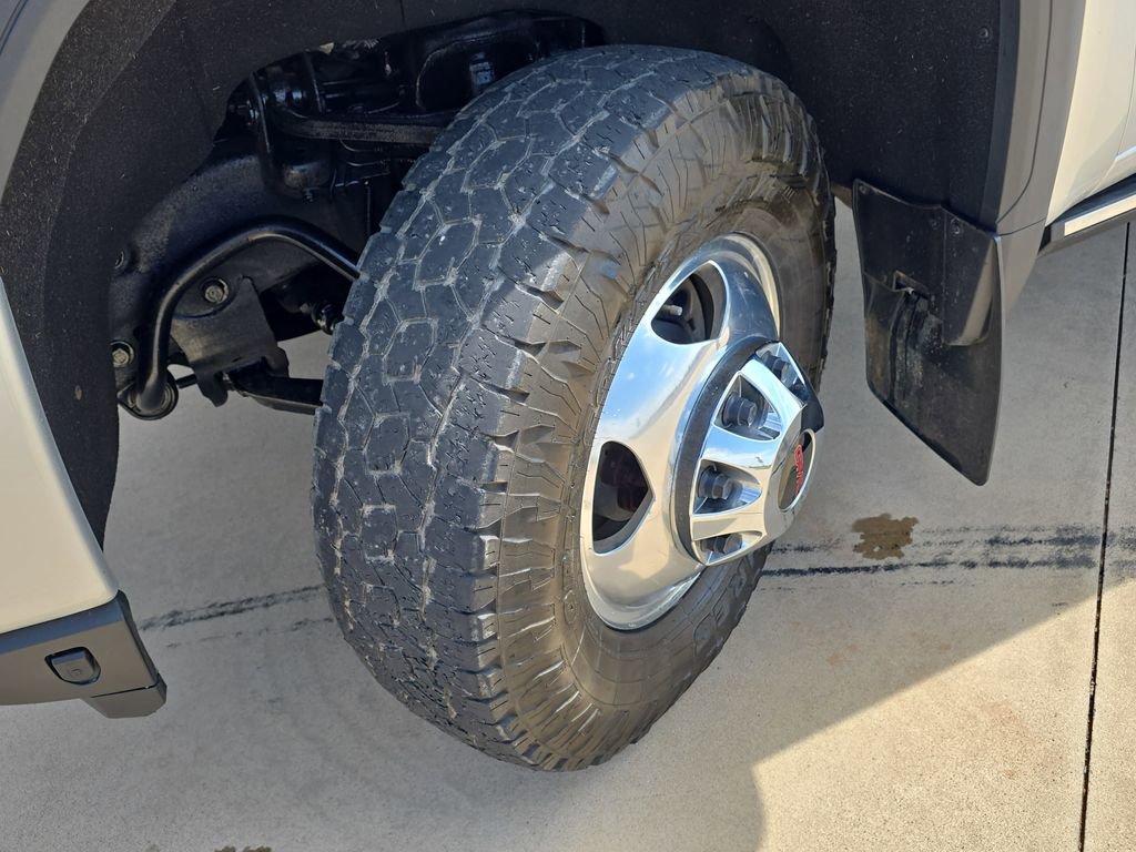 Used 2022 GMC Sierra 3500 Denali image 33
