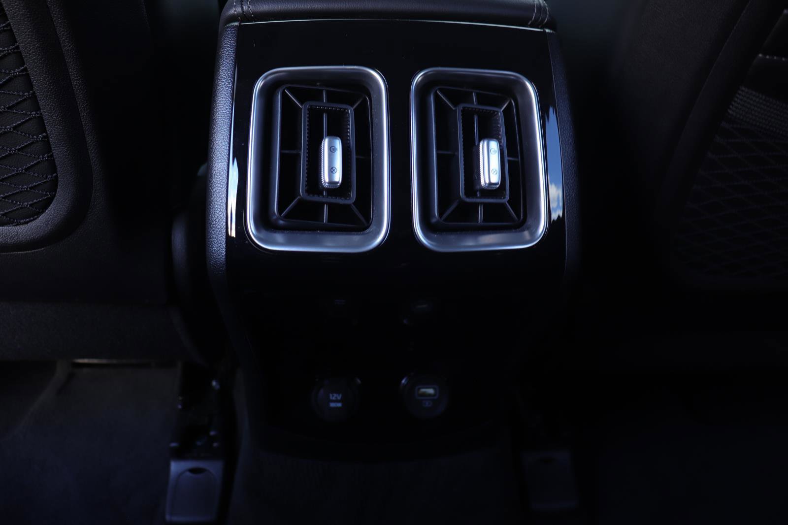 Used 2021 Kia Sorento SX image 23