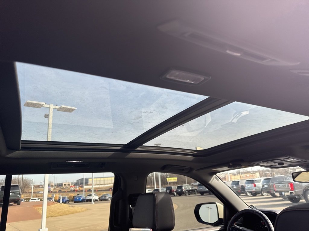 Used 2021 Chevrolet Tahoe RST image 8