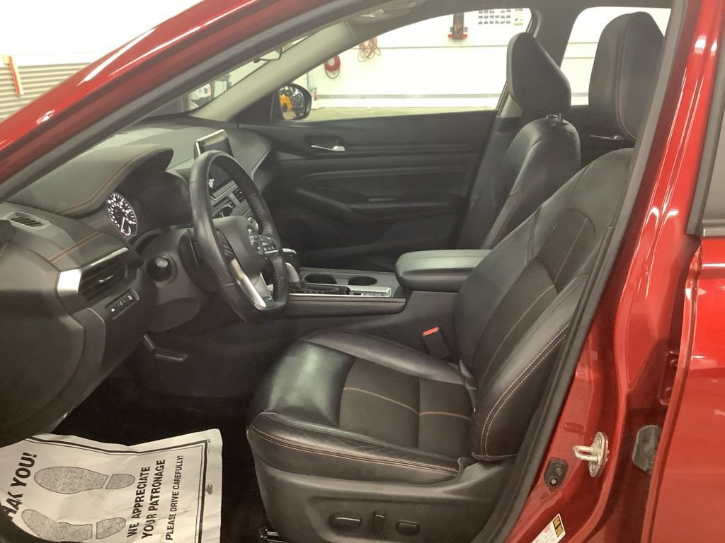 Used 2019 Nissan Altima 2.5 SR w/ SR Premium Package AWD/4WD image 16
