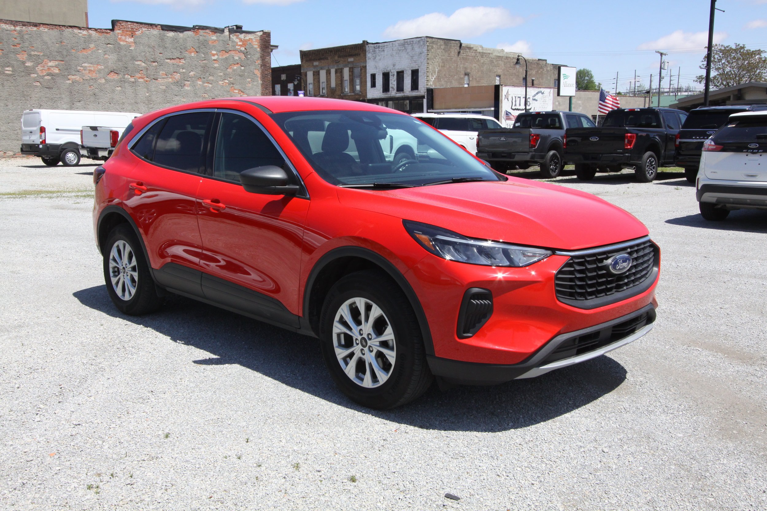 Used 2024 Ford Escape Active AWD/4WD image 4