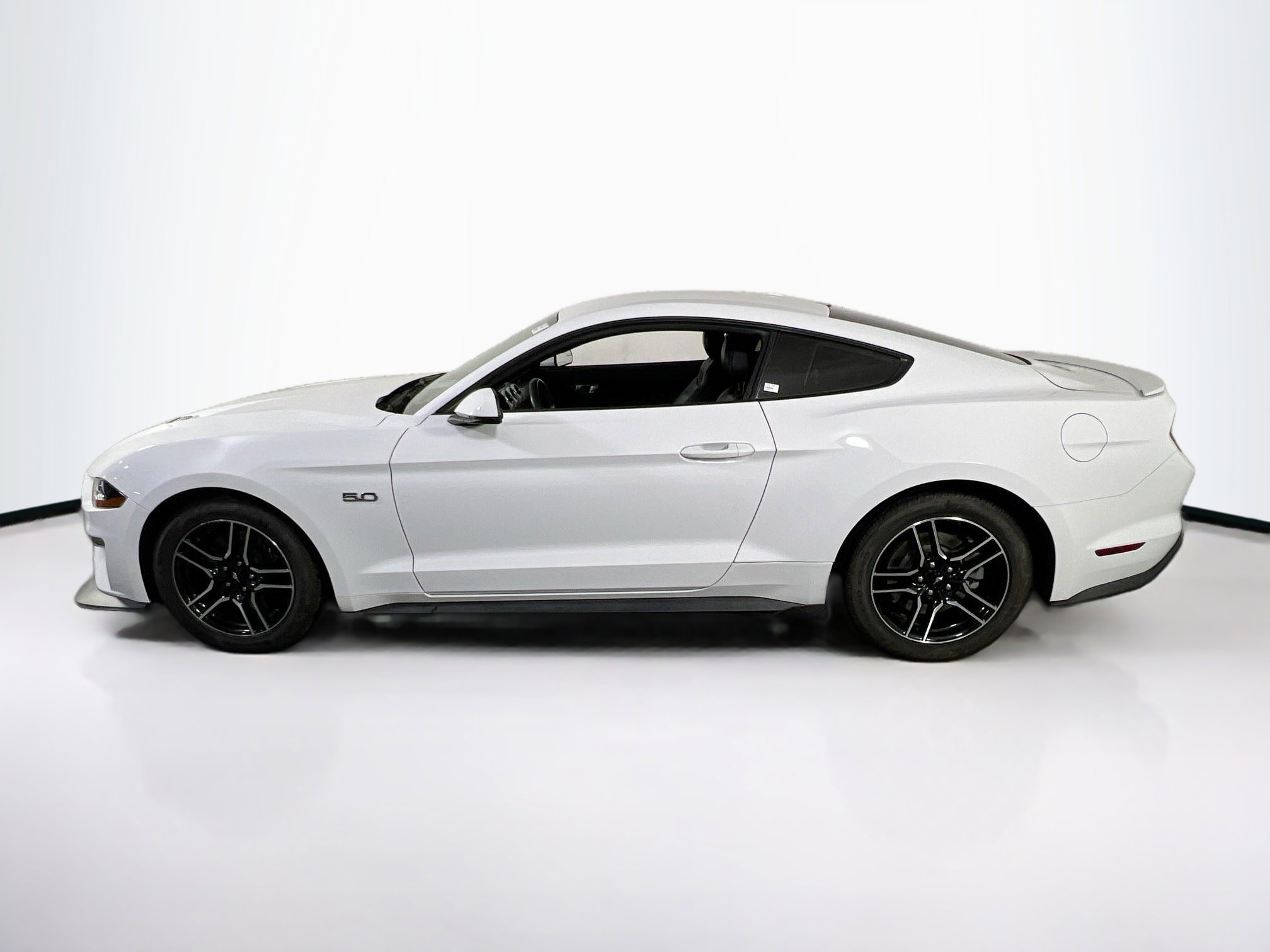 Used 2019 Ford Mustang GT Premium image 8