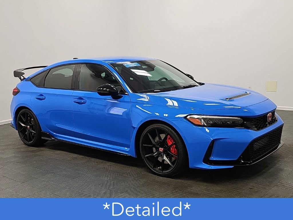 Used 2023 Honda Civic Type R image 2