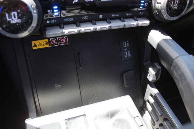 Used 2026 Toyota 4Runner Platinum AWD/4WD image 34