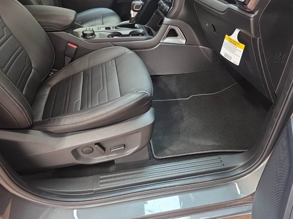 New 2025 Ford Ranger Lariat w/ Convenience Package image 12