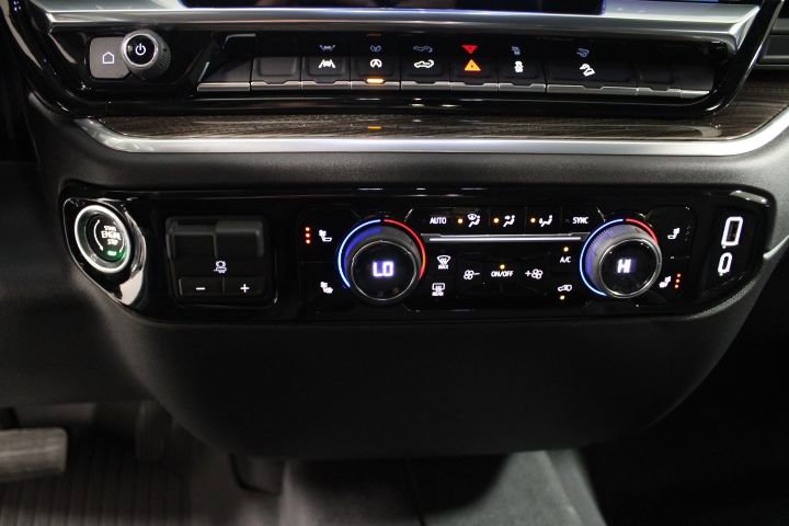 Certified 2026 Chevrolet Silverado 1500 LT w/ All Star Edition Plus AWD/4WD image 34