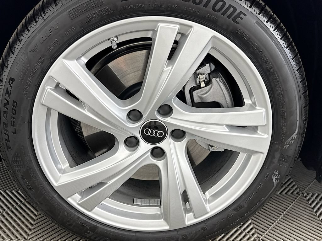 Used 2025 Audi A5 2.0T Premium AWD/4WD image 30