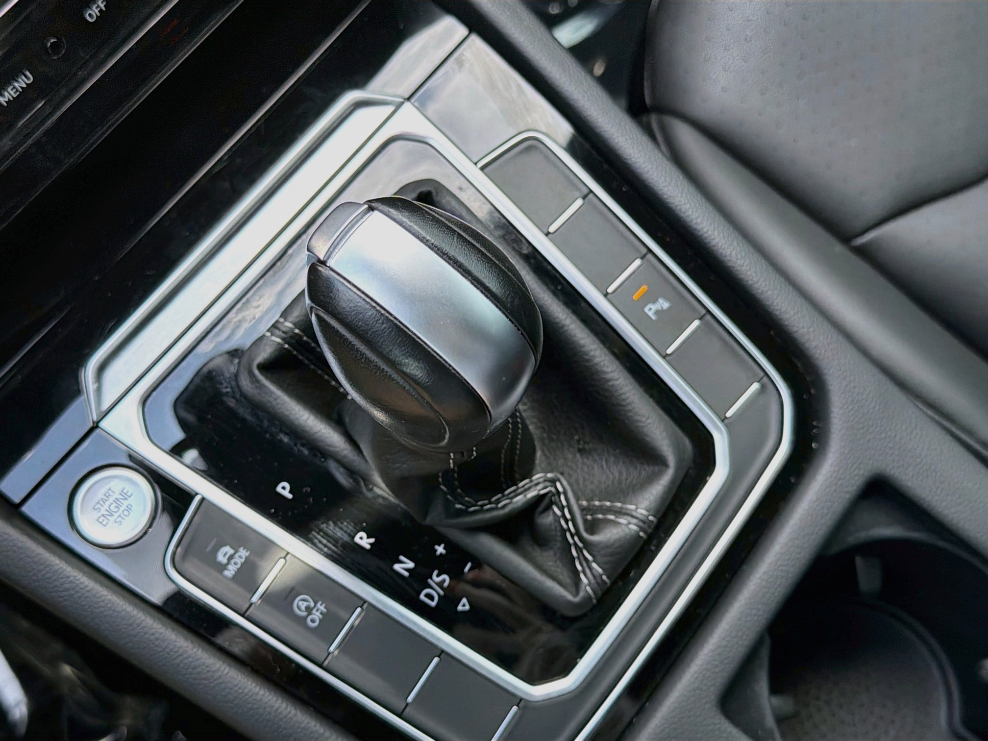 Certified 2023 Volkswagen Arteon SE FWD image 27