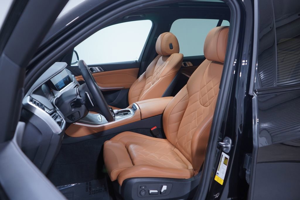 Used 2023 BMW X5 sDrive40i w/ M Sport Package image 7