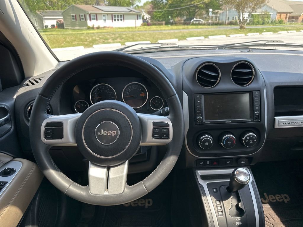 Used 2016 Jeep Compass High Altitude image 13