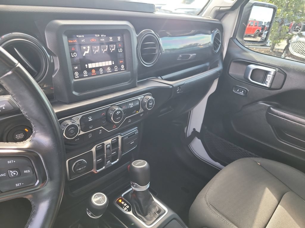 Used 2022 Jeep Gladiator Sport AWD/4WD image 19