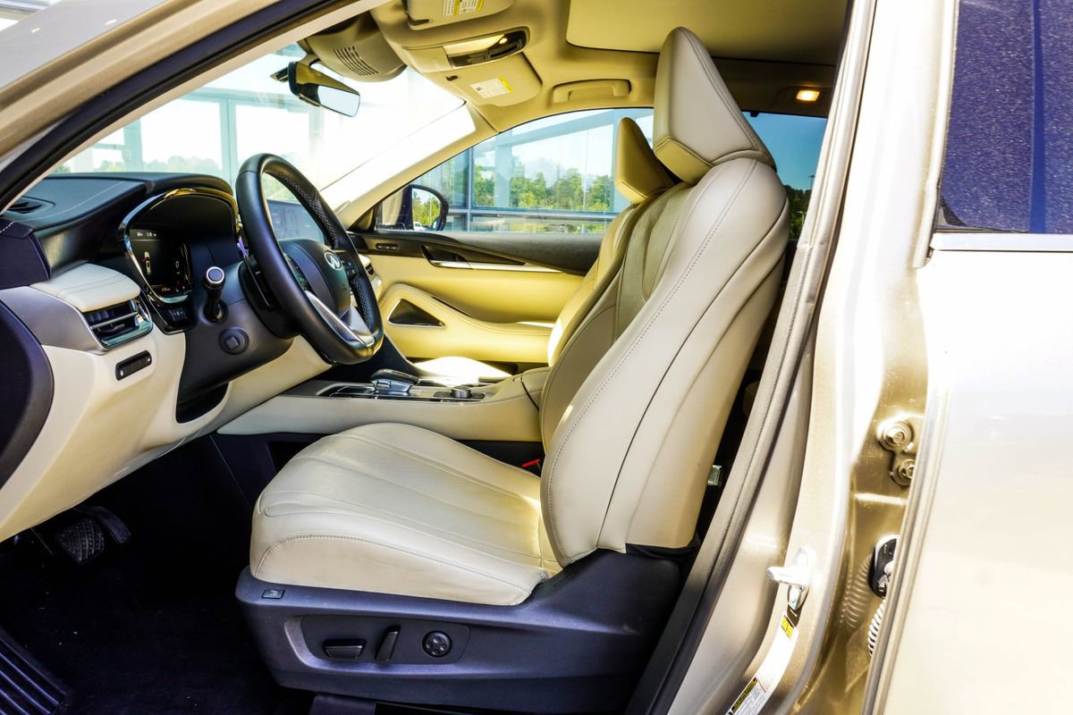 Certified 2023 INFINITI QX60 Sensory w/ Cargo Package image 32