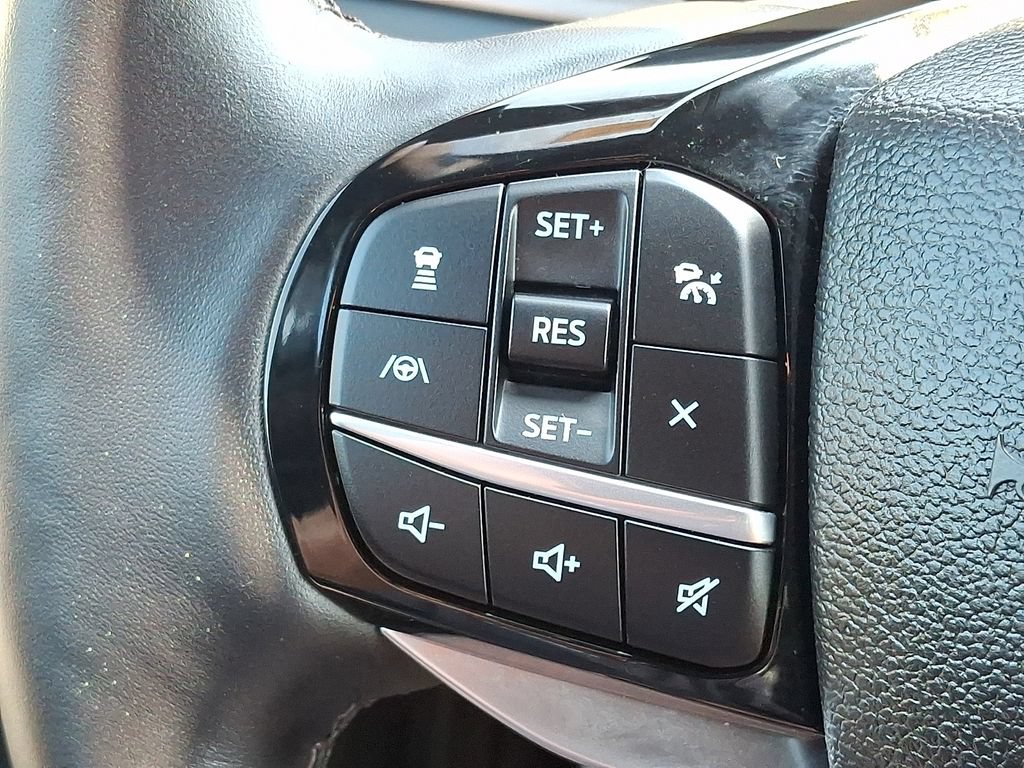 Used 2023 Ford Explorer Platinum w/ Technology Package AWD/4WD image 23