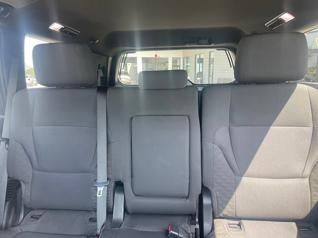 Used 2025 Toyota Sequoia SR5 AWD/4WD image 21