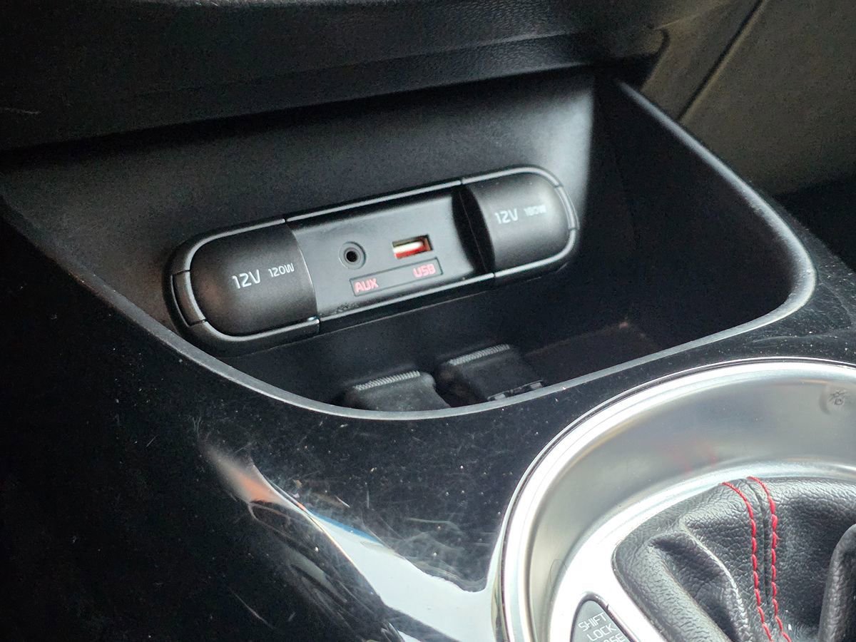 Used 2016 Kia Soul + w/ Soulful Package FWD image 39