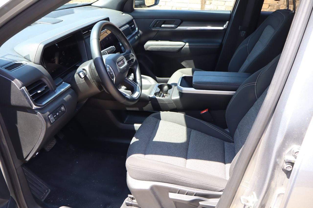 Used 2026 GMC Terrain Elevation FWD image 15