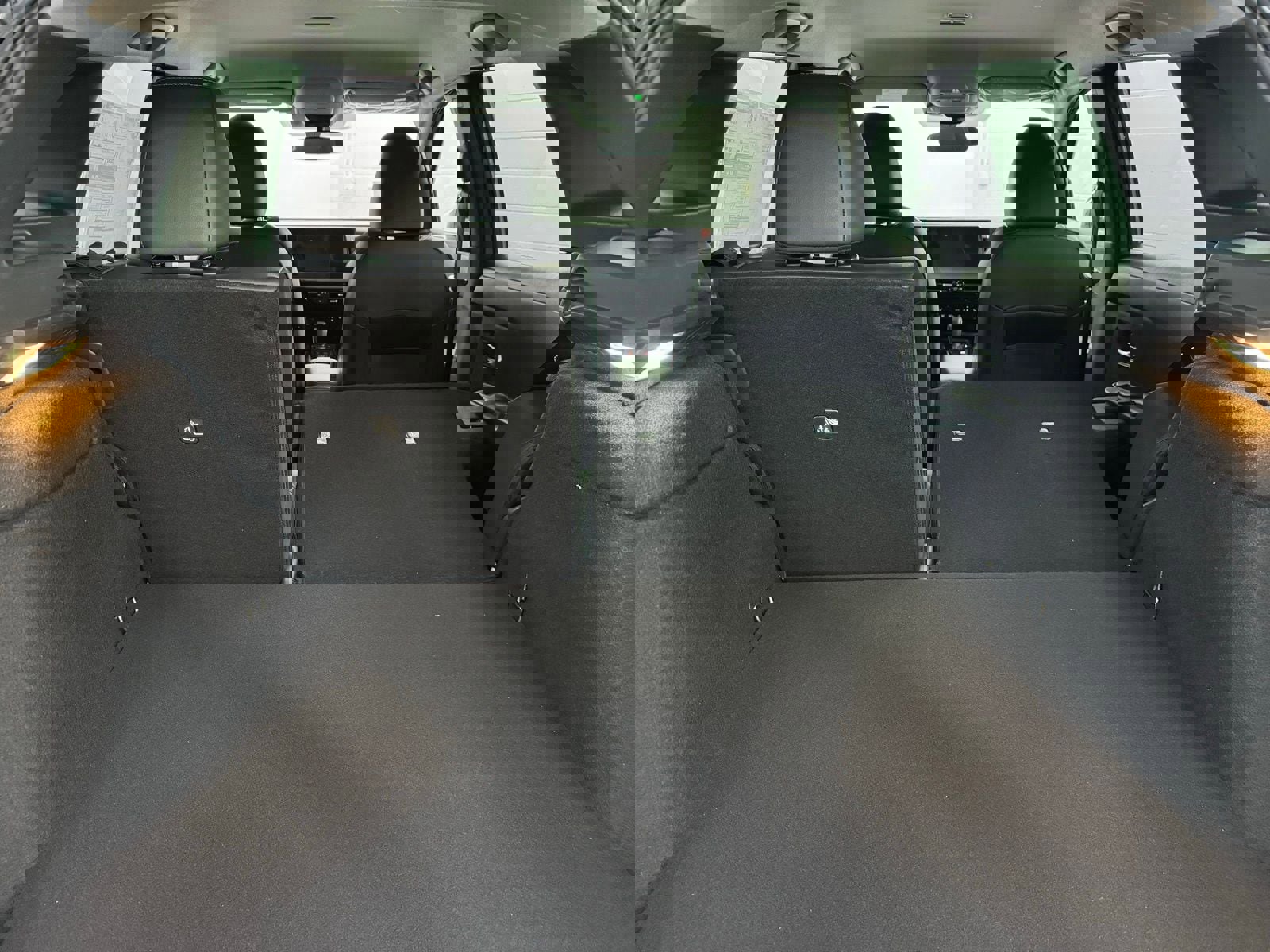 New 2026 Nissan Kicks SR w/ Cold Weather Package image 27