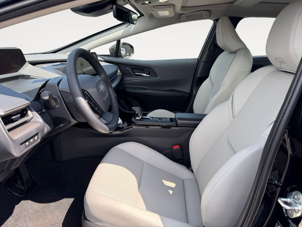 New 2026 Toyota Prius XLE image 10