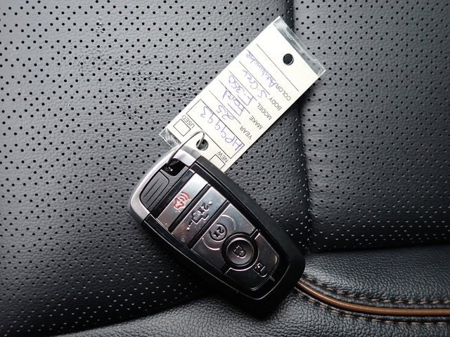 Used 2025 Ford F350 Lariat w/ Lariat Ultimate Package image 30