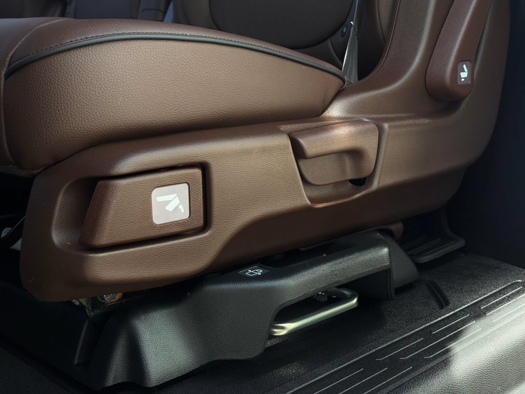 Used 2025 Honda Odyssey Touring image 26