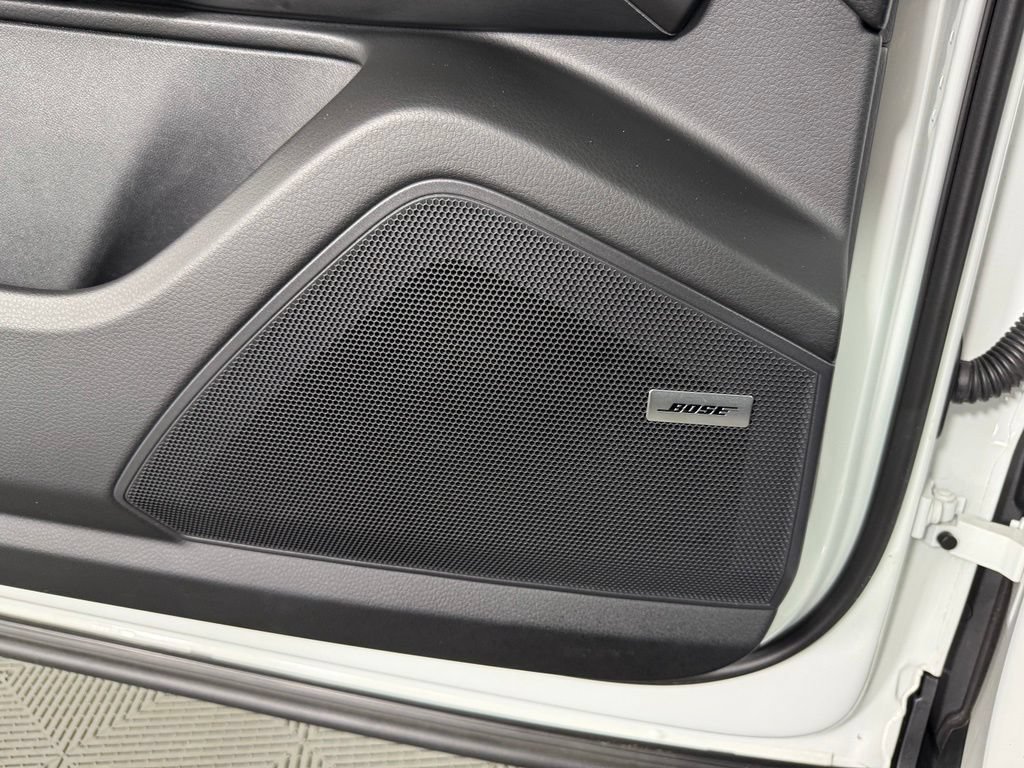 Certified 2026 Porsche Cayenne E-Hybrid AWD/4WD image 19