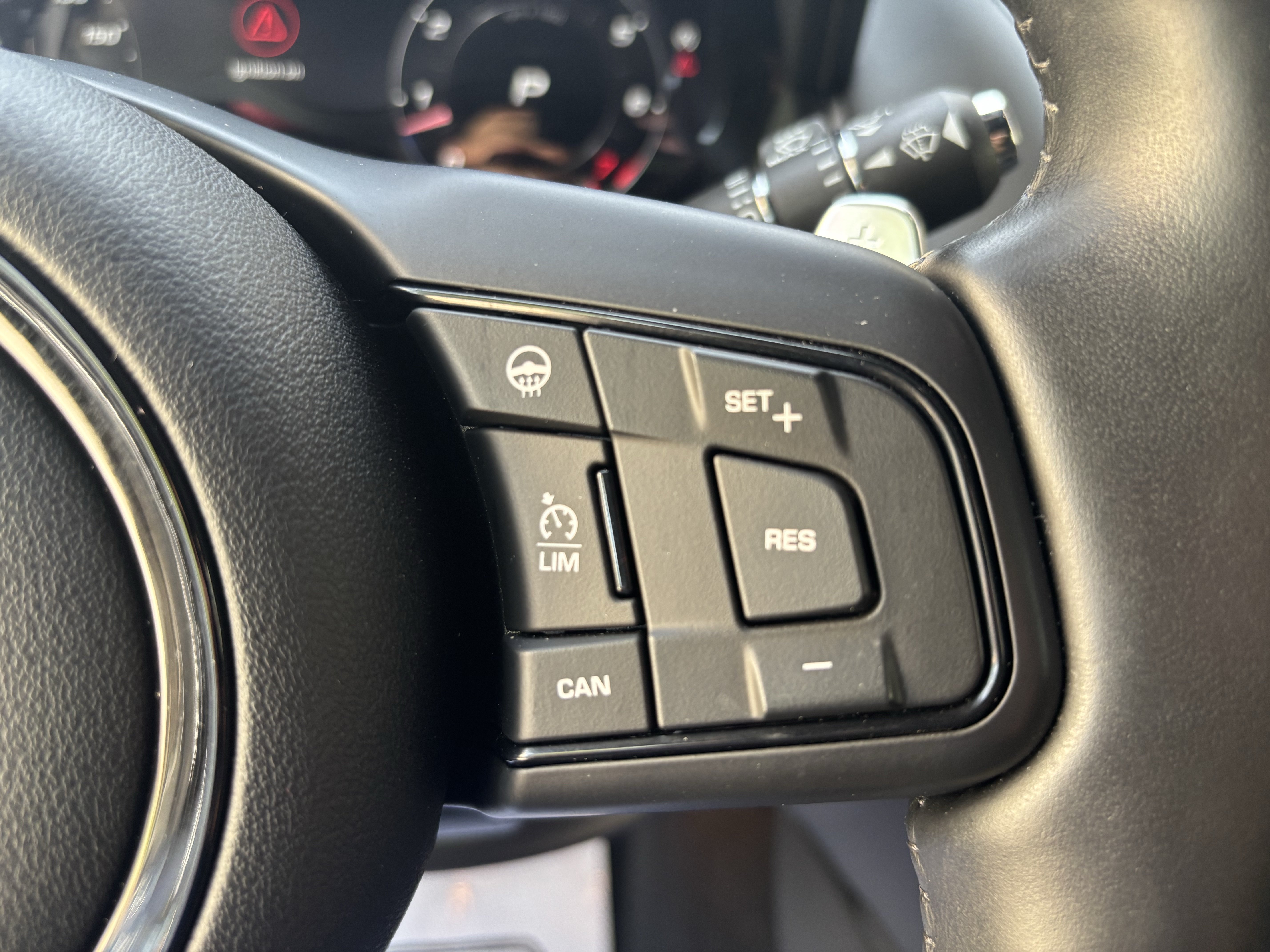 Used 2021 Jaguar F-TYPE R-Dynamic AWD/4WD image 26