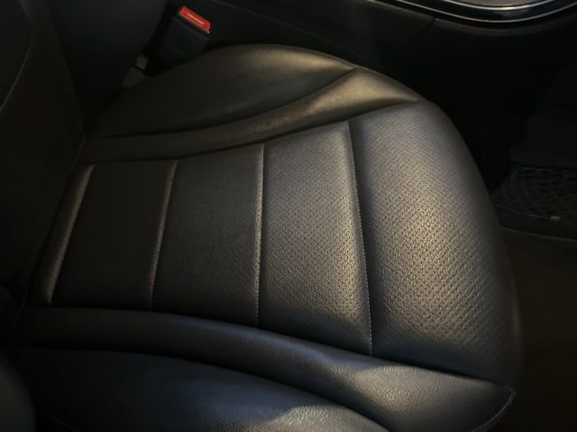 Used 2019 Mercedes-Benz C 300 Sedan image 28