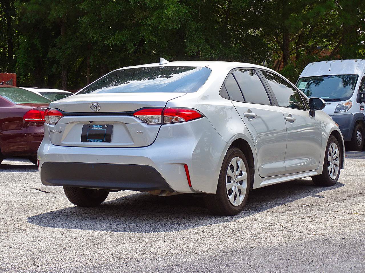 Used 2023 Toyota Corolla LE FWD image 12