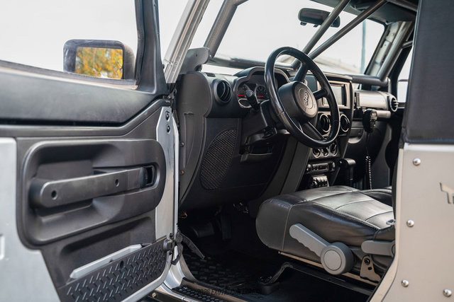 Used 2008 Jeep Wrangler Rubicon w/ Dual Top Group image 33