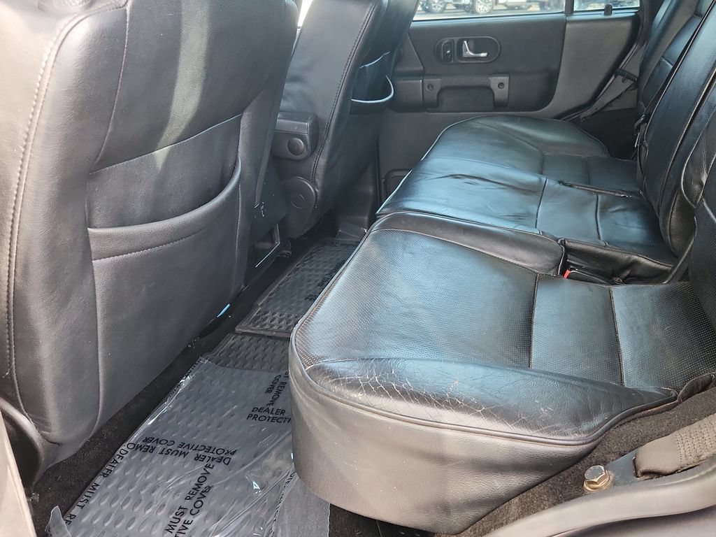 Used 2003 Land Rover Discovery SE AWD/4WD image 10