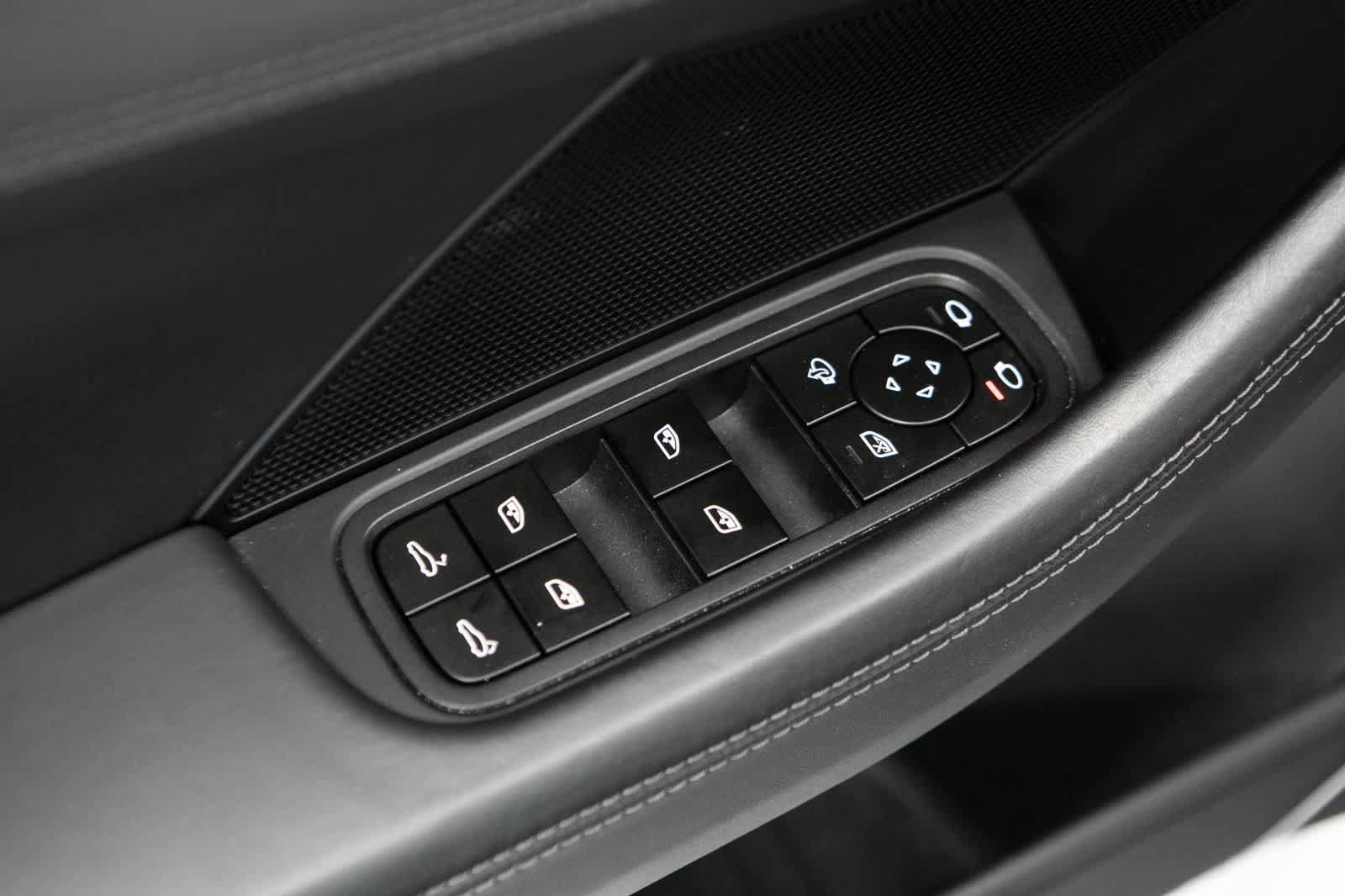 Certified 2023 Porsche Panamera RWD image 19