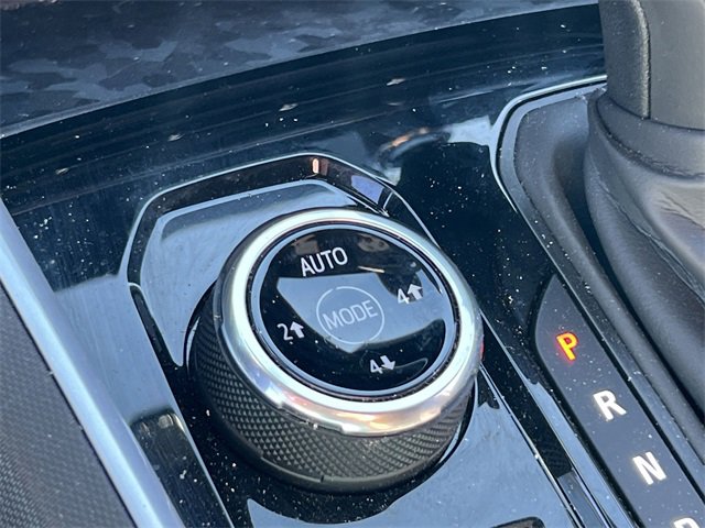 Used 2024 Chevrolet Colorado Trail Boss w/ Advanced Trailering Package image 14