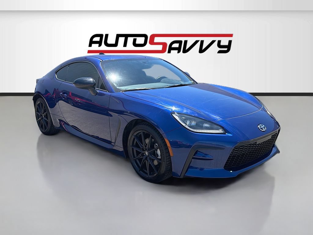 Used 2025 Toyota GR86 Premium w/ ALL Weather Mat Package (TMS) RWD image 1