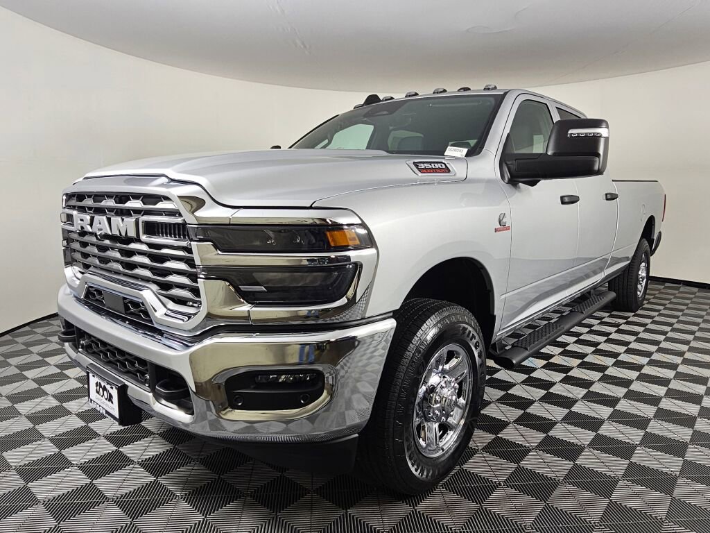 New 2026 RAM 3500 Tradesman AWD/4WD image 8