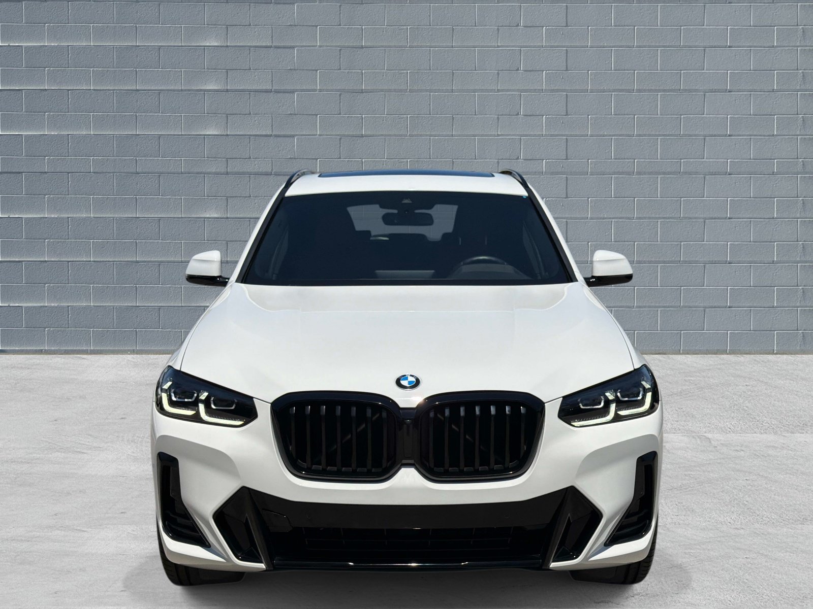Used 2024 BMW X3 sDrive30i w/ M Sport Package RWD image 2